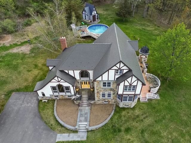 Madbury, New Hampshire — Interlock metal roof install